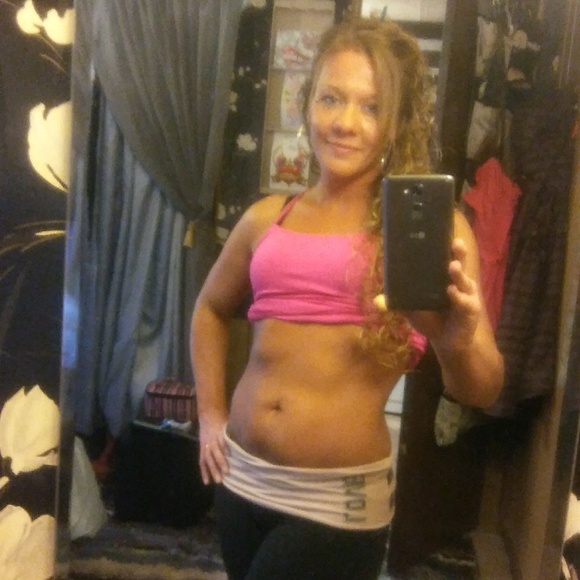 Meet your Posher, Lonna - Picture 4 of 9